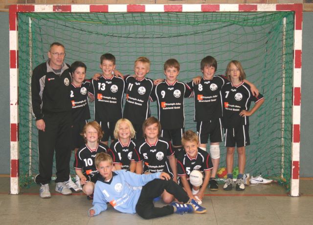 Männliche E1-Jugend 2008/2009 (193 kB)
