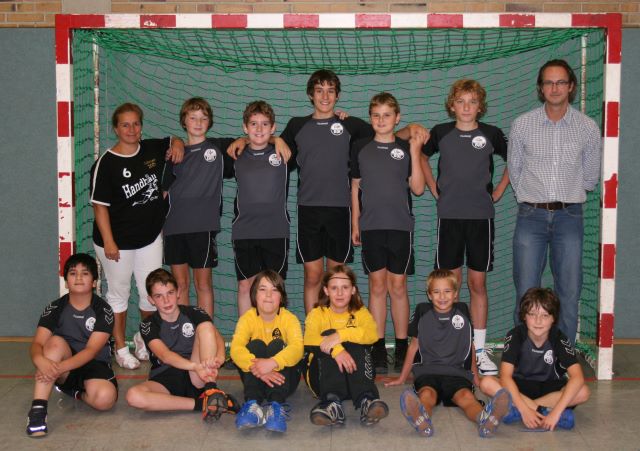 Männliche D1-Jugend 2009/2010 (195 kB)